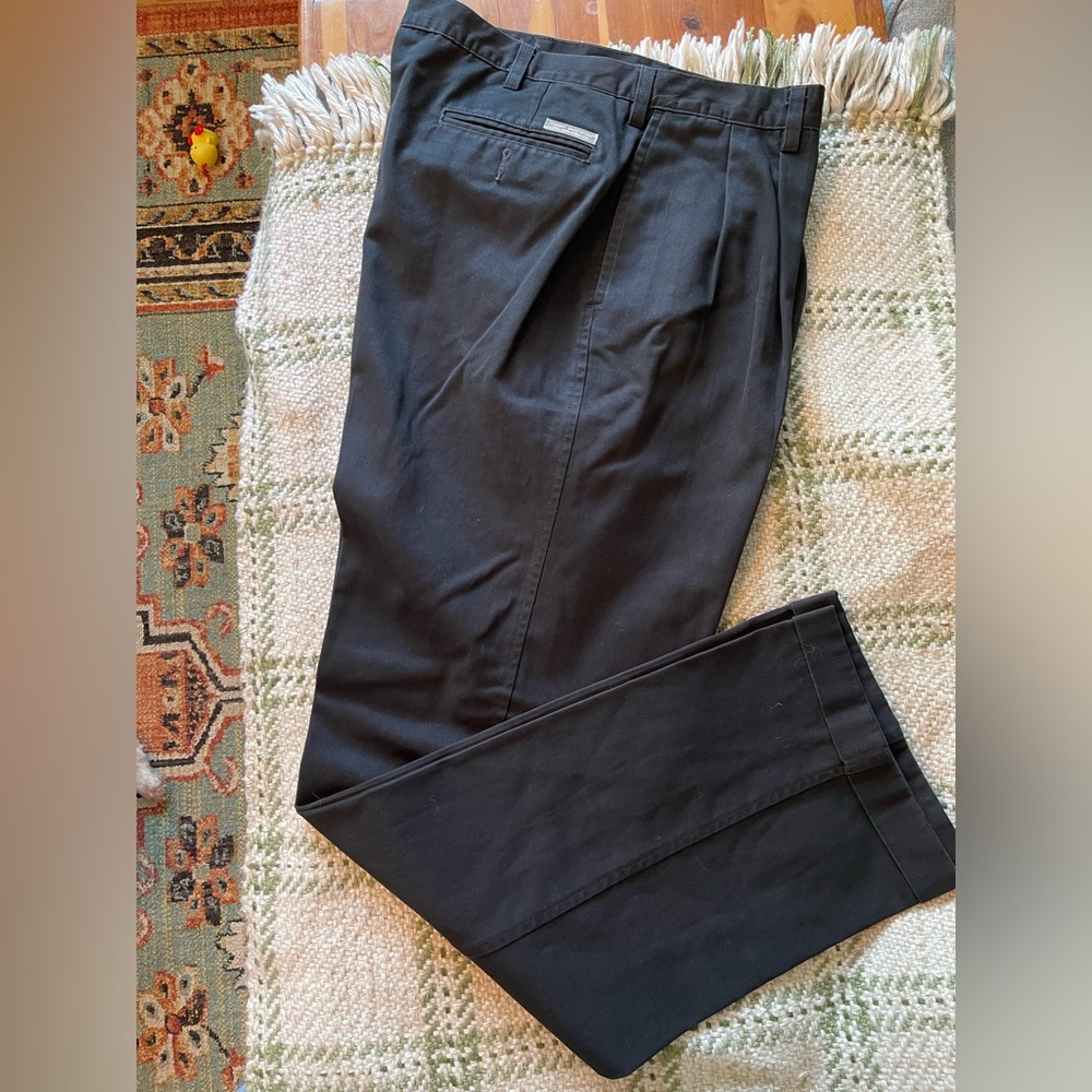 Haggar Black Men's Dress Pants